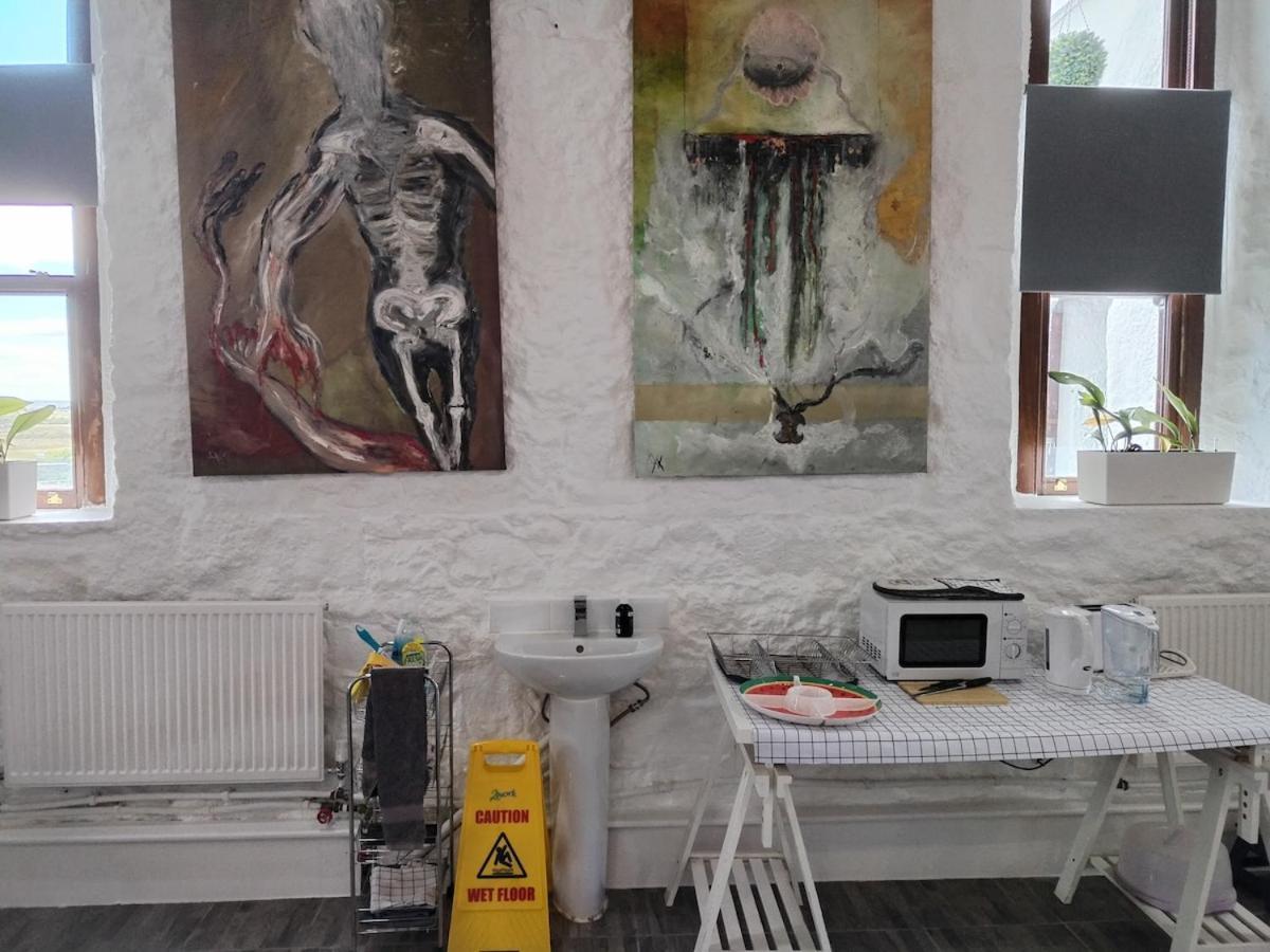 Вилла The Burren Art Gallery Built In 1798 Tubber Экстерьер фото